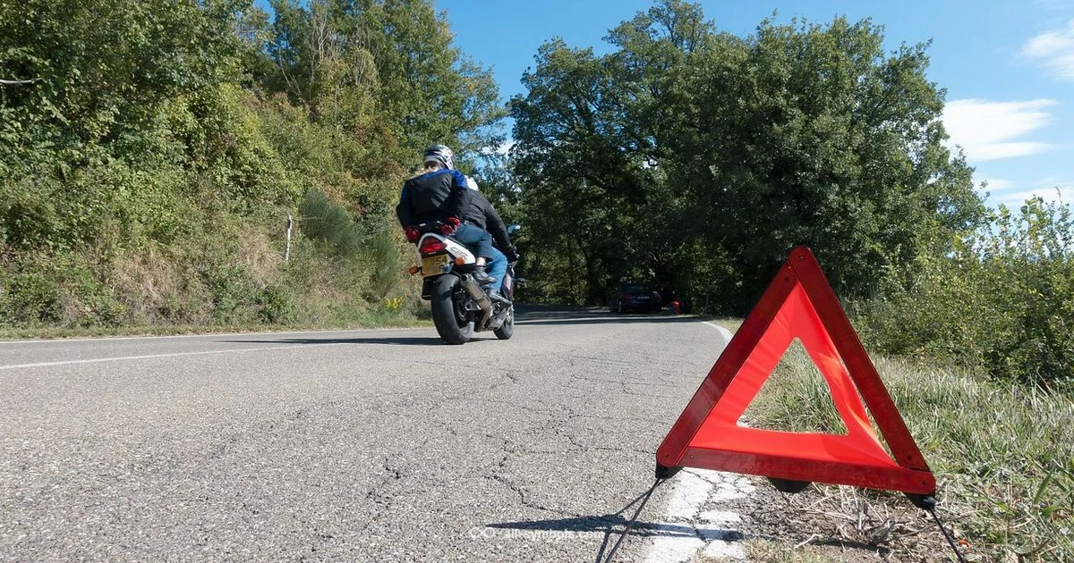 Triangle Car Symbol - All Symbols