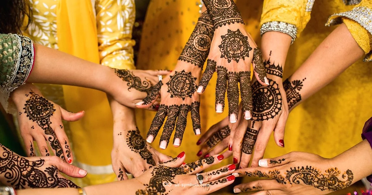 Hamsa Tattoo Meaning - All Symbols